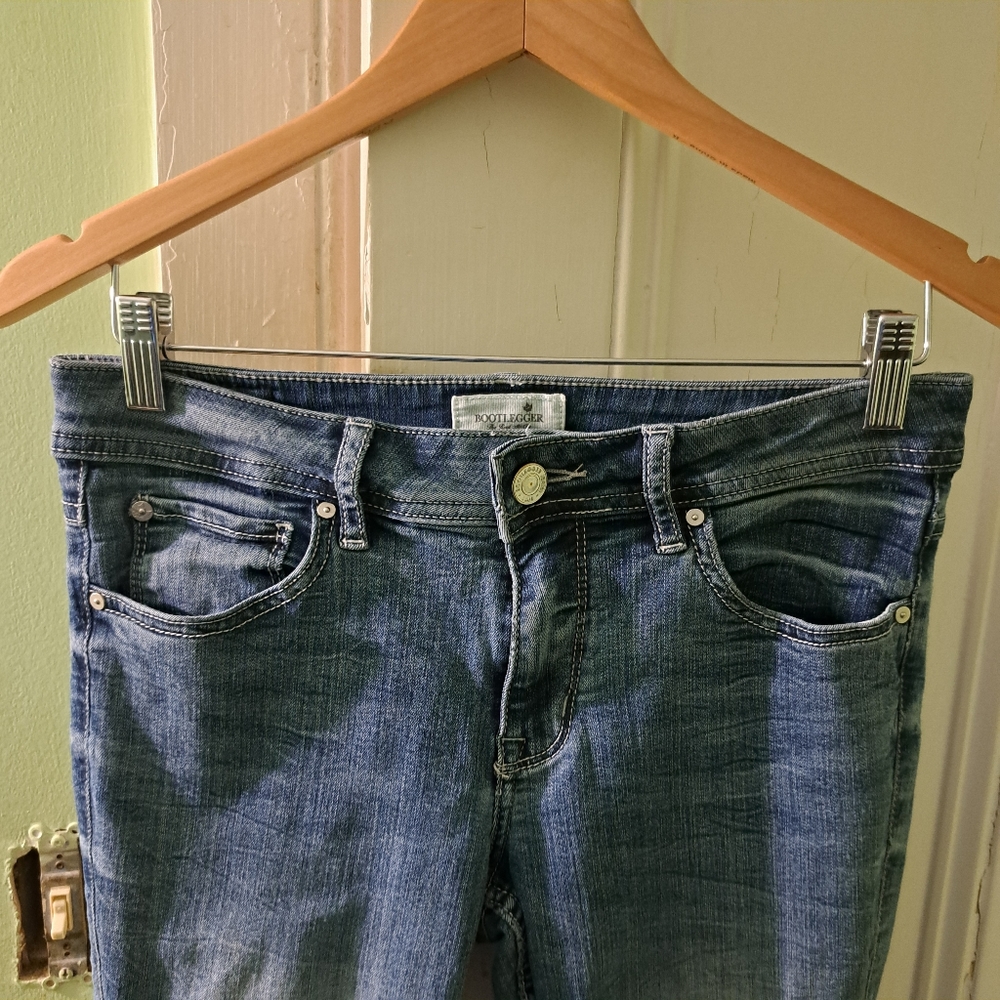 Bootlegger Blue Jeans - Picture 5 of 12
